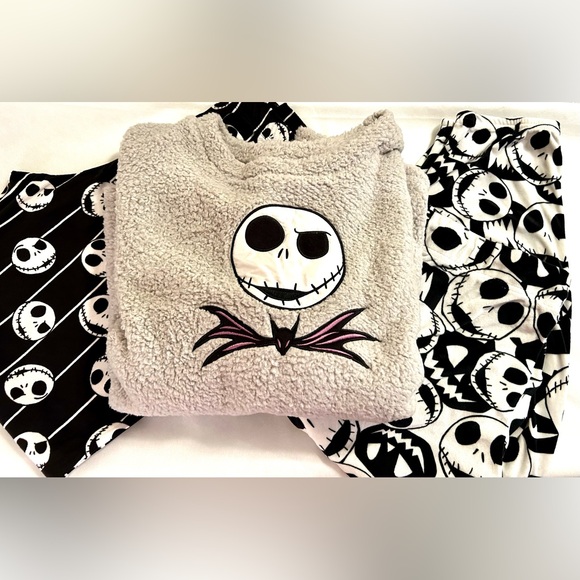 3 piece Disney’s, Nightmare Before Christmas pajamas. 1 top, 2 pair of bottoms. - Picture 3 of 16